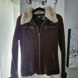 Cozy Brown and Cream Cardigan with Plush Collar